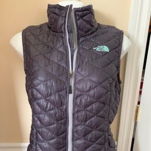 The North Face Thermoball Vest Women's size XS